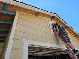 How To Choose The Right Materials for Your Siding Installation in 'Corsicana, TX